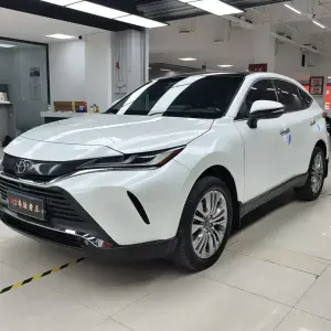 Toyota Harrier 2022 из Китая