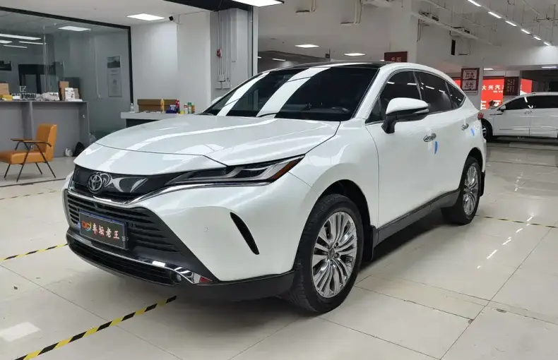Toyota Harrier 2022 из Китая