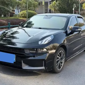 Lynk & Co 03 2020 180 л.с. 180 л.с. 180 л.с. 180 л.с. из Китая