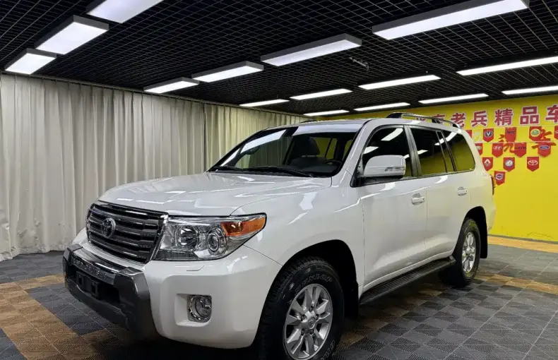 Toyota Land Cruiser 2014 из Китая