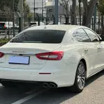 Maserati Quattroporte 2020 350 л.с. из Китая
