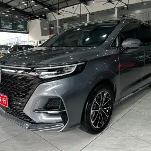 Roewe iMAX8 2023 из Китая