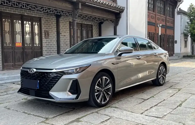 Chery Arrizo 8 2025 из Китая