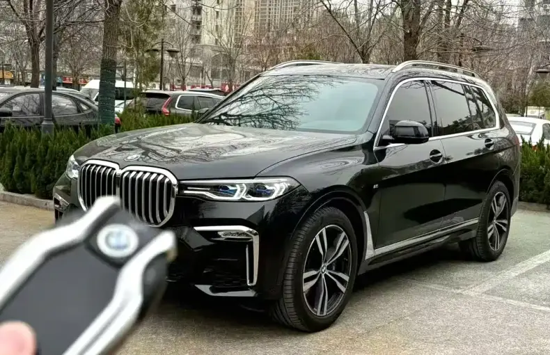 BMW X7 2021 из Китая