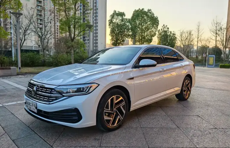 Volkswagen Sagitar 2023 из Китая