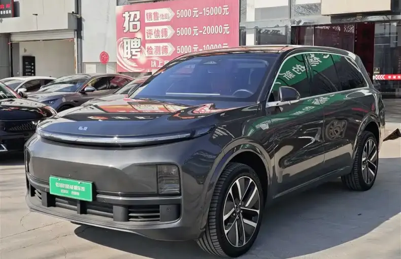Li Auto Li L9 2023 из Китая