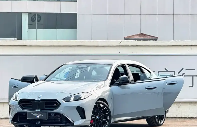 BMW M235L из Китая