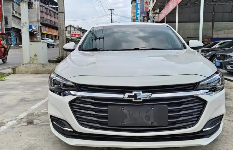 Chevrolet Monza 2021 из Китая
