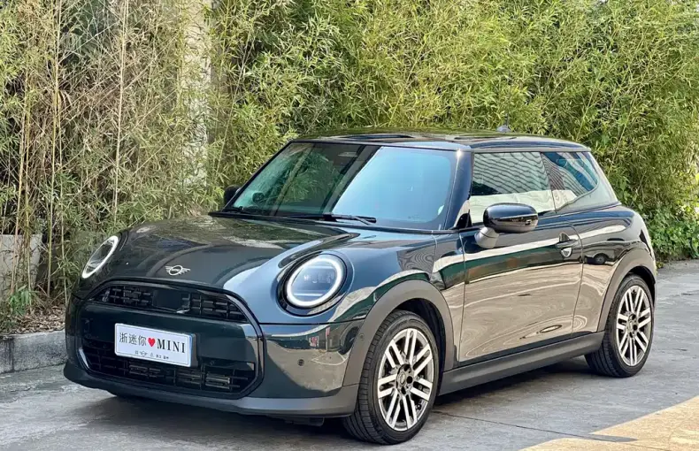 MINI Mini 2025 из Китая