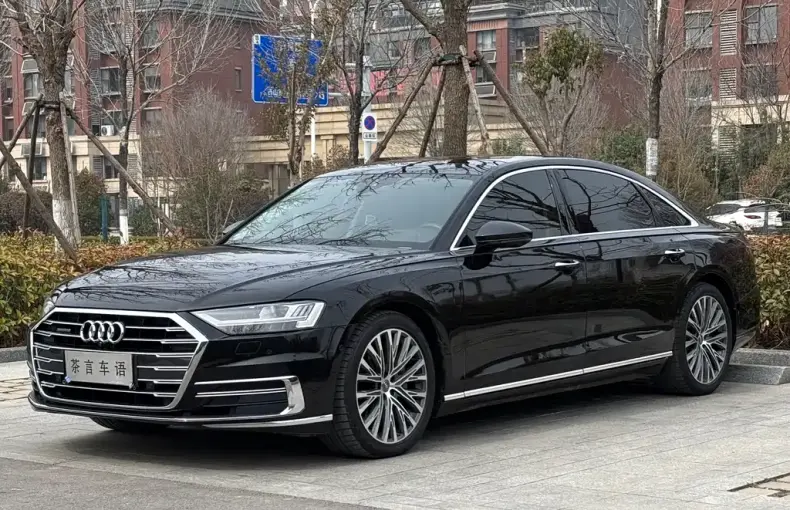 Audi A8 2020 из Китая