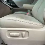 Toyota Alphard 2010 из Китая