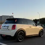 MINI Mini 2020 102 л.с. — лот 57838021 из Китая