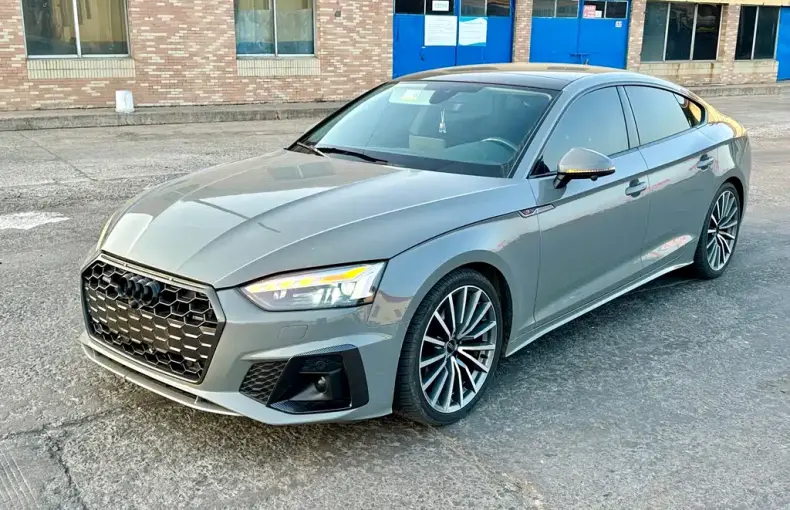 Audi A5 (Import) 2021 из Китая