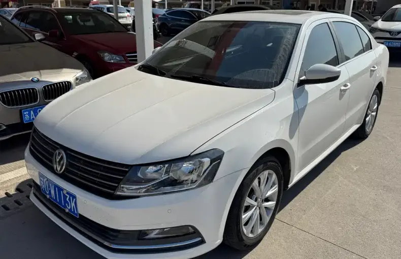 Volkswagen Lavida 2016 из Китая