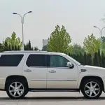 Cadillac Escalade 2007 из Китая