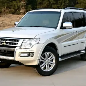 Mitsubishi Pajero (Import) 2019 из Китая