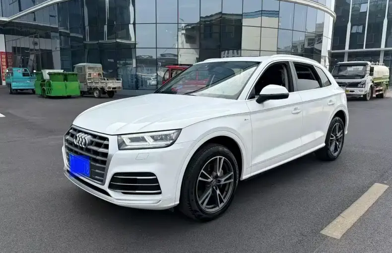 Audi Q5L 2021 из Китая
