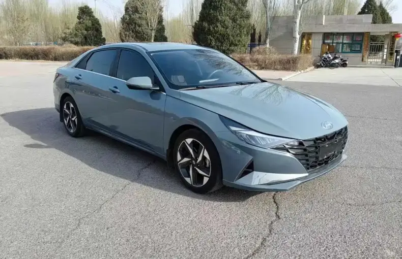 Hyundai Elantra 2021 из Китая