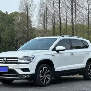 Volkswagen Tharu 2020 из Китая