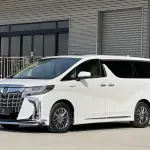 Toyota Alphard 2021 из Китая