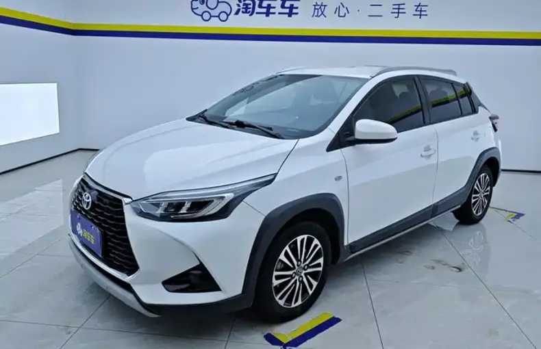 Toyota Yaris L 2021 из Китая