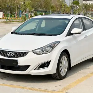 Hyundai Elantra Langdong 2016 из Китая
