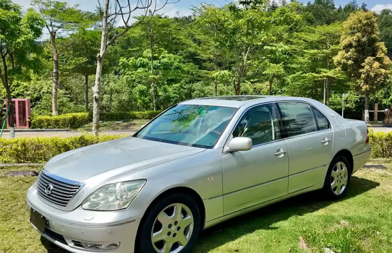 Lexus LS 2004 из Китая