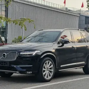Volvo XC90 2018 320 л.с. — лот 57728607 из Китая