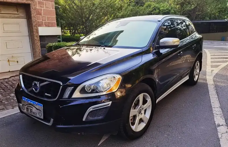 Volvo XC60 (Import) 2011 из Китая