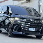 Toyota Alphard из Китая