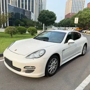 Porsche Panamera 2011 из Китая