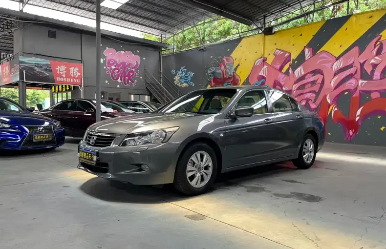 Honda Accord 2010 из Китая