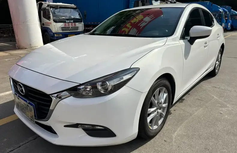 Mazda 3 Axela 2018 из Китая