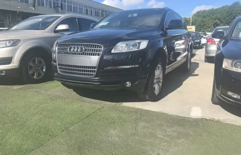 Audi Q7 2010 из Китая
