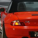 BMW 2001 из Китая