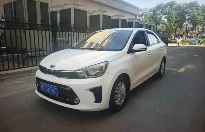 Kia Huanchi 2018 из Китая