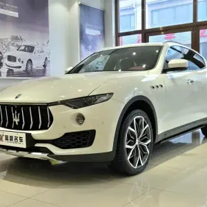 Maserati Levante 2018 из Китая