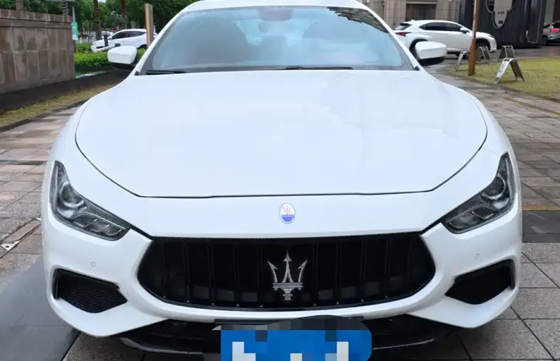 Maserati Ghibli 2020 из Китая