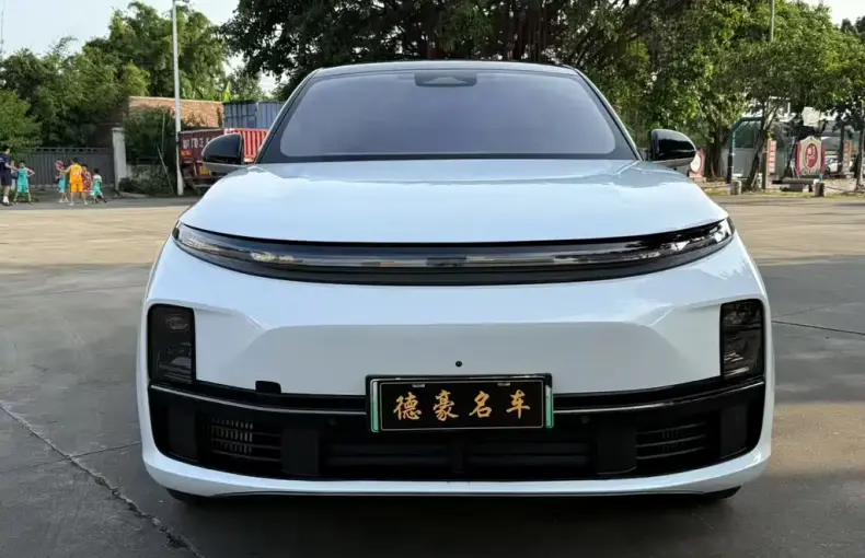 Li Auto Li L7 2023 из Китая