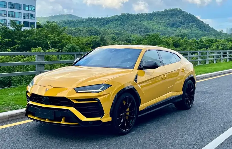 Lamborghini Urus 2021 из Китая