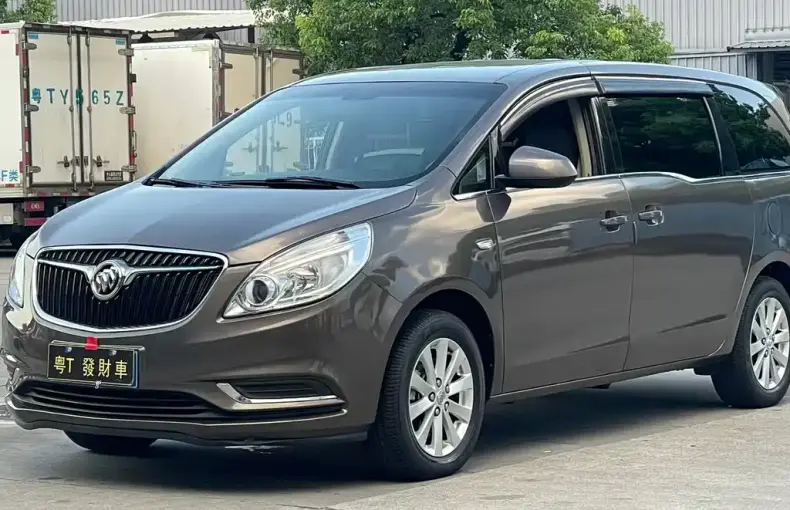 Buick GL8 2019 из Китая