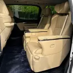 Toyota Vellfire 2023 из Китая