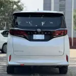 Toyota Alphard из Китая