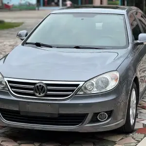 Volkswagen Lavida 2012 из Китая