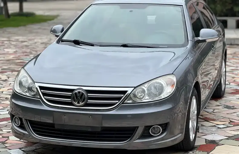 Volkswagen Lavida 2012 из Китая