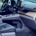 Toyota Sienna 2024 из Китая