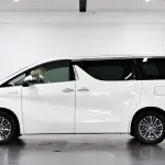 Toyota Vellfire 2021 из Китая