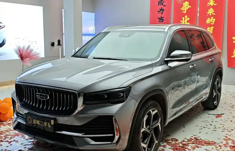 Geely Xingyue L 2022 из Китая