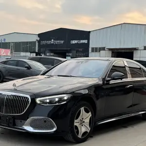 Mercedes-Benz S-Class 2011 из Китая