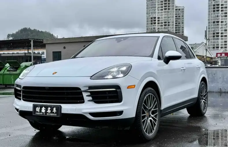 Porsche Cayenne 2023 из Китая